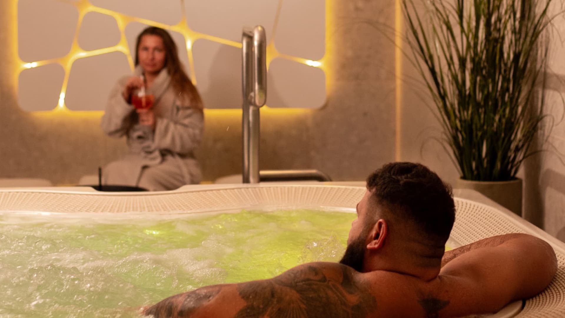 Külalised IDA Spa mullivannis